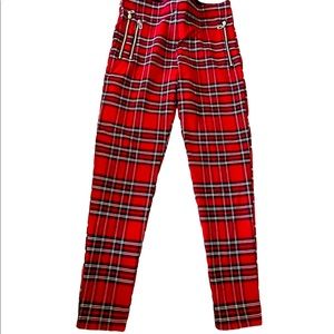 Ankle , plaid leggings.